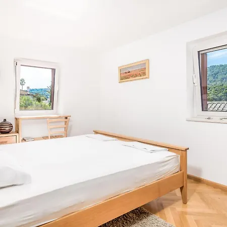 2 Bedroom Awesome In * Veli Losinj