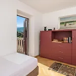 Lovely Apartment In Veli Losinj With Wifi Апартаменты